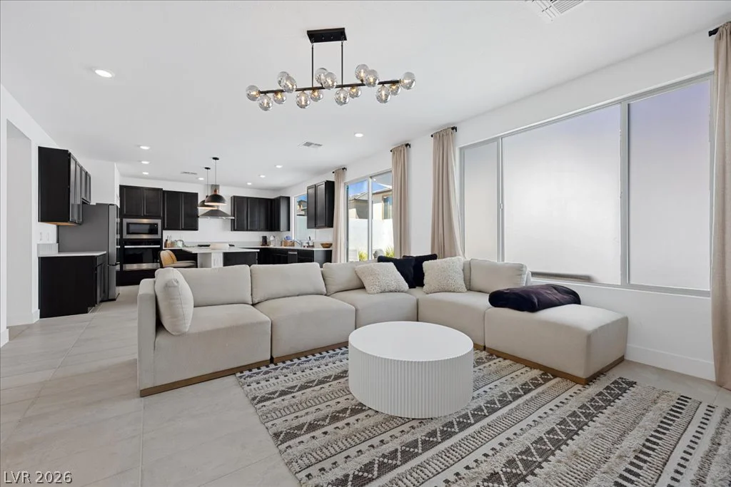 10232 Eden Mountain, Las Vegas, NV 89141