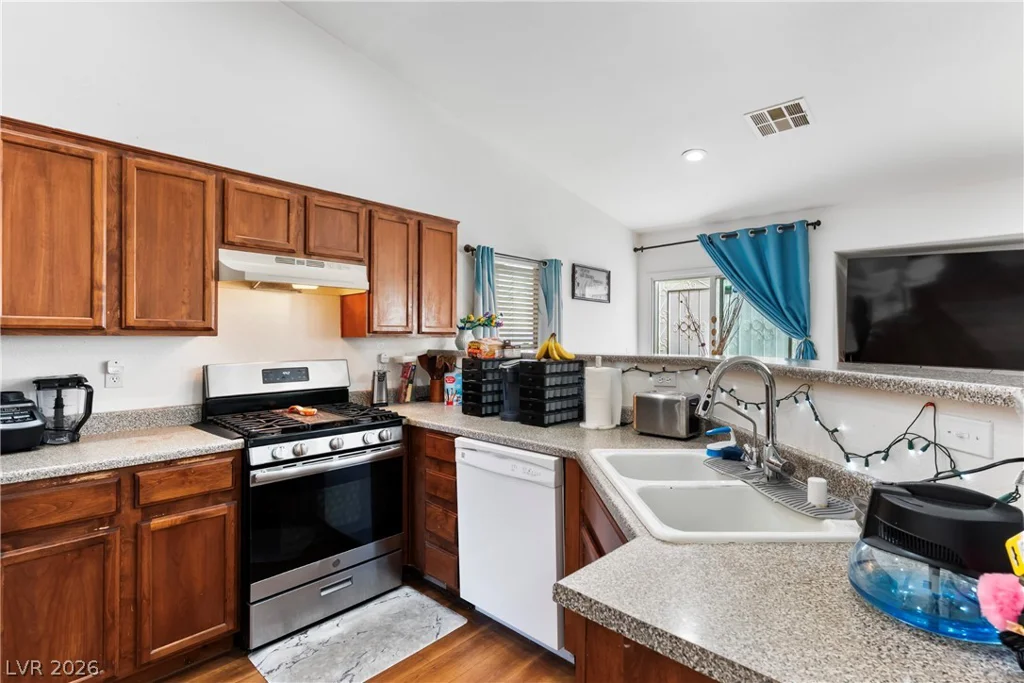 4627 Gleaming Meadows, North Las Vegas, NV 89031