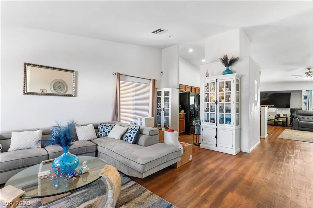 4627 Gleaming Meadows, North Las Vegas, NV 89031