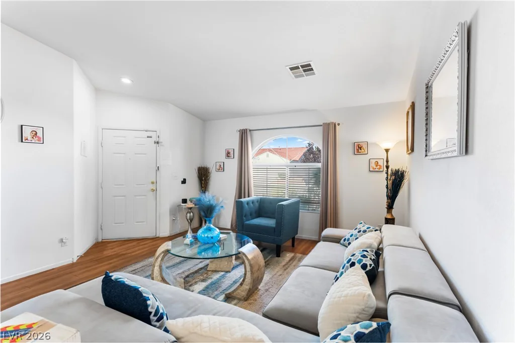 4627 Gleaming Meadows, North Las Vegas, NV 89031