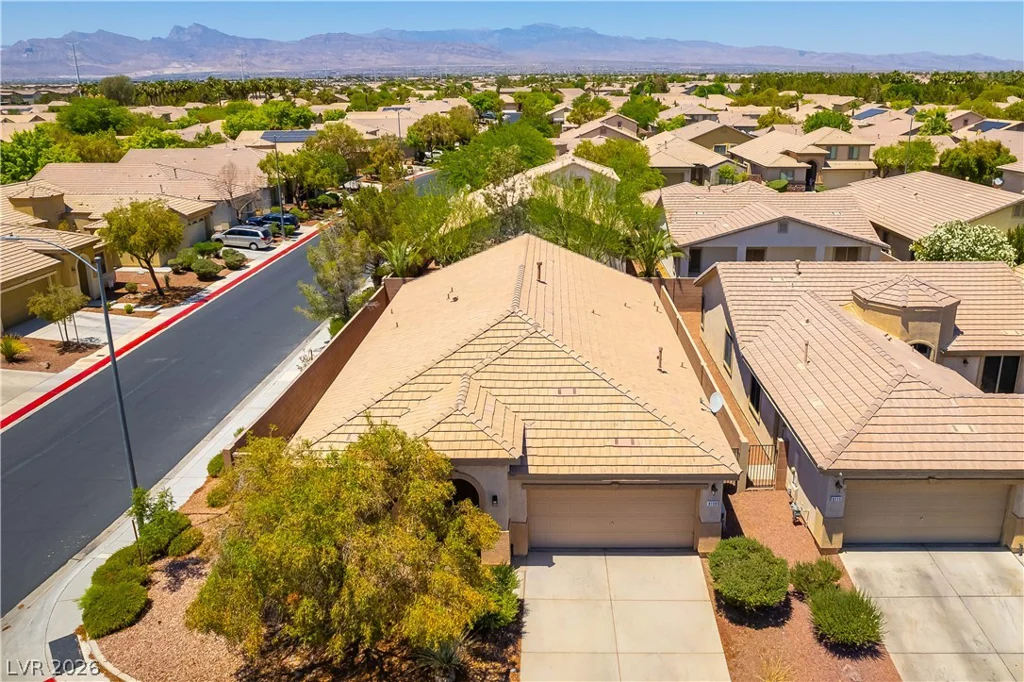 8109 Slate Falls, North Las Vegas, NV 89085