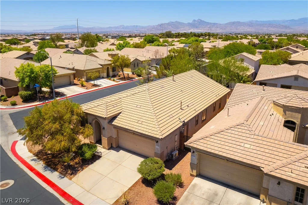 8109 Slate Falls, North Las Vegas, NV 89085