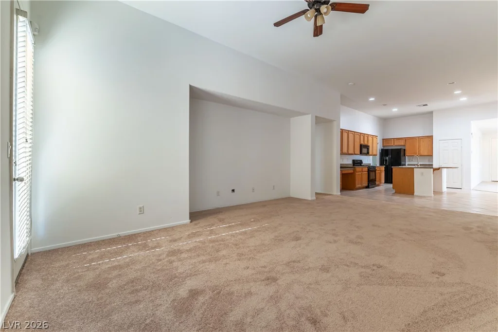 8109 Slate Falls, North Las Vegas, NV 89085