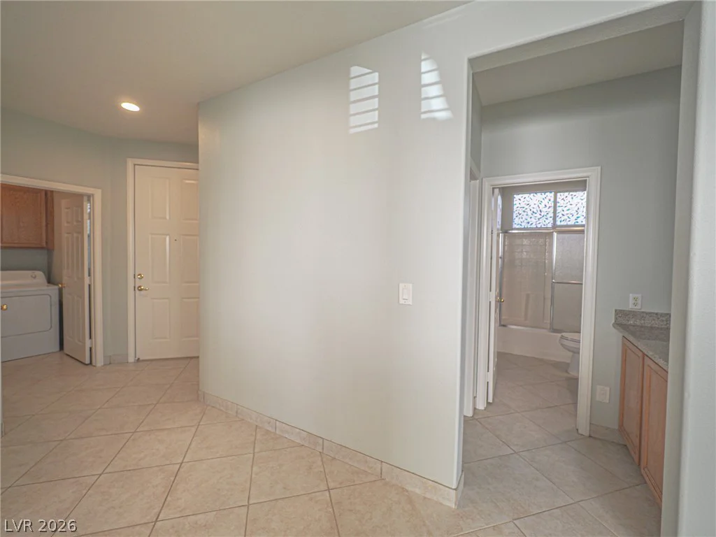 652 Baldurn, Las Vegas, NV 89183