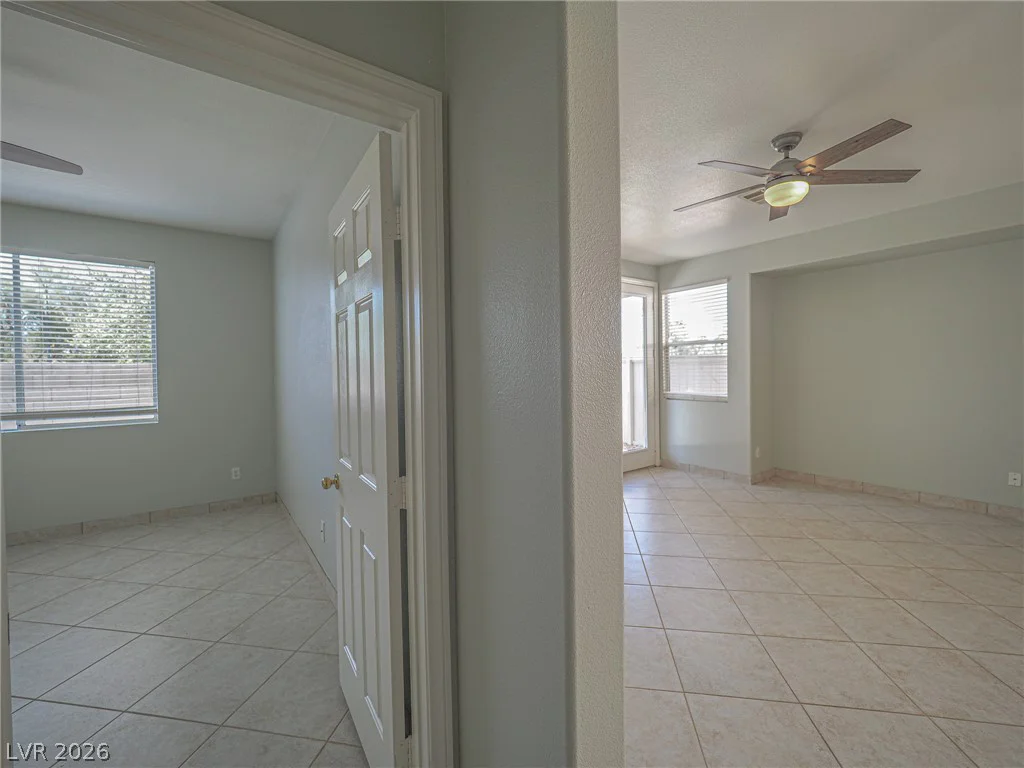 652 Baldurn, Las Vegas, NV 89183