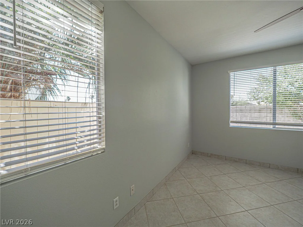 652 Baldurn, Las Vegas, NV 89183