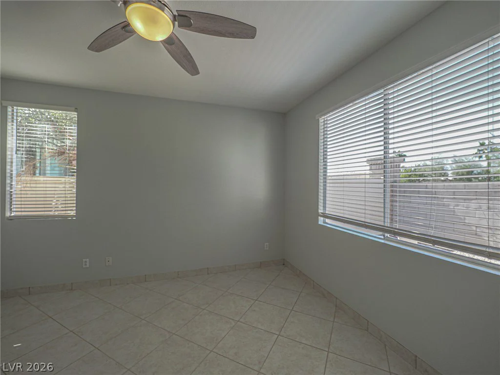 652 Baldurn, Las Vegas, NV 89183