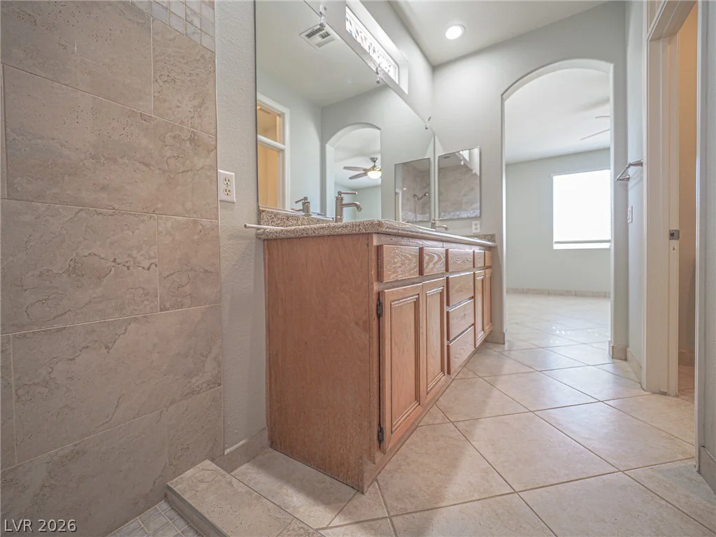 652 Baldurn, Las Vegas, NV 89183