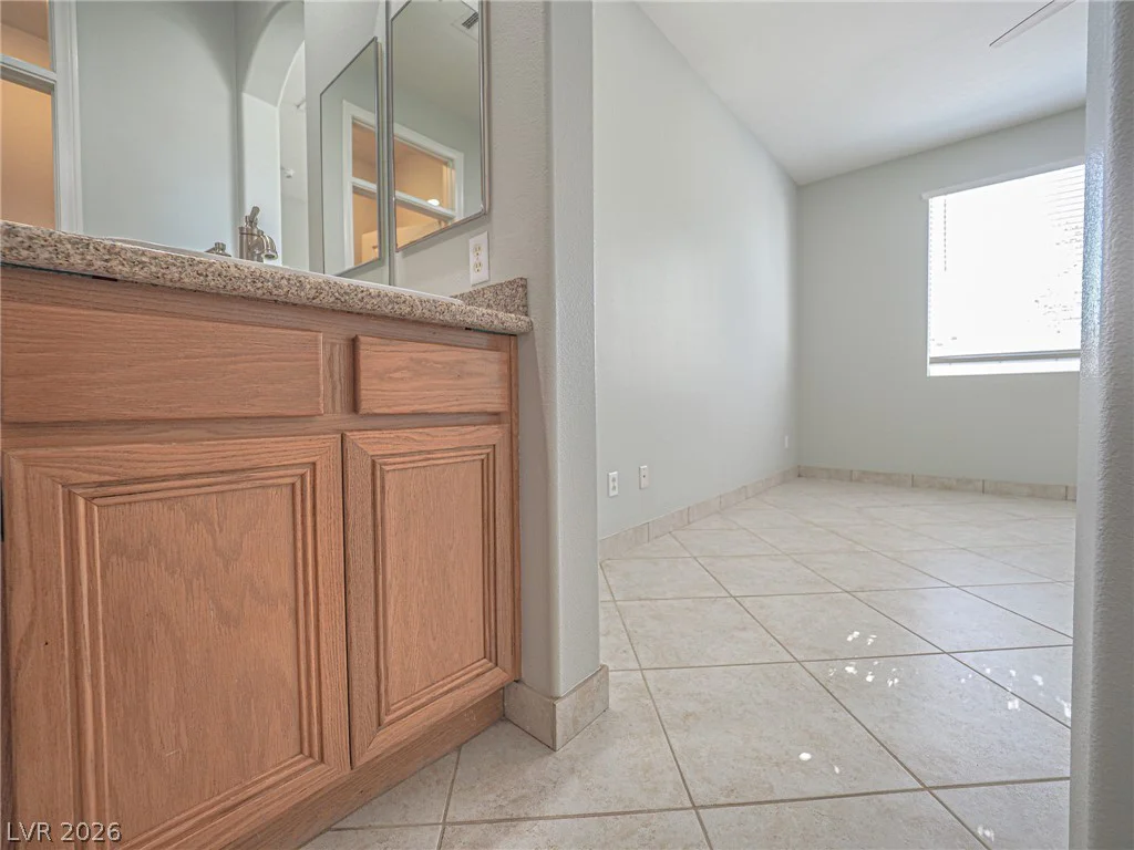 652 Baldurn, Las Vegas, NV 89183