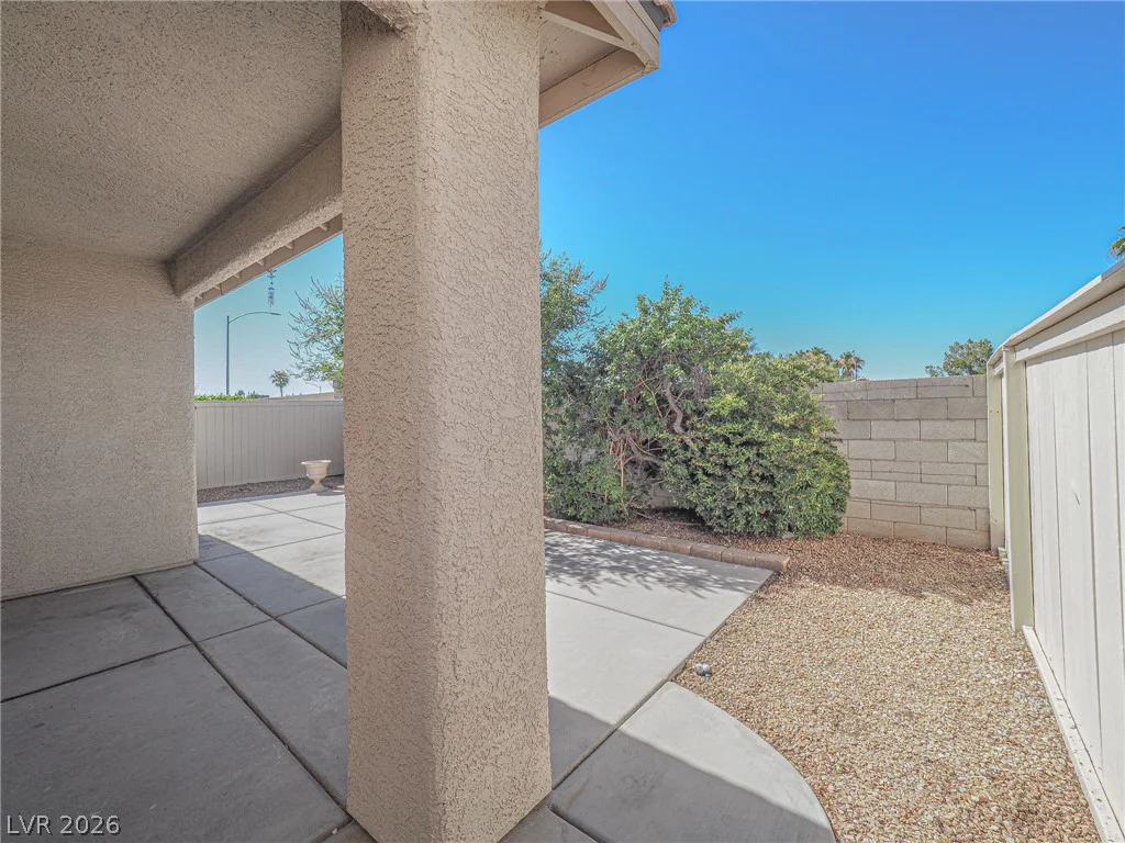 652 Baldurn, Las Vegas, NV 89183