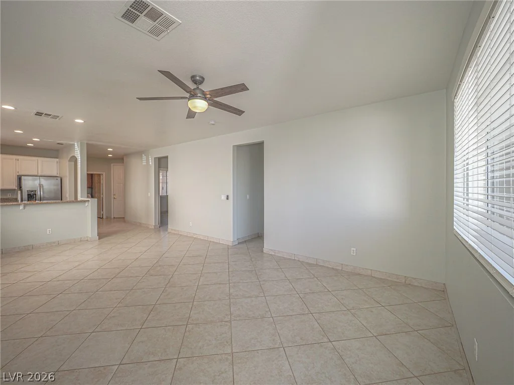 652 Baldurn, Las Vegas, NV 89183