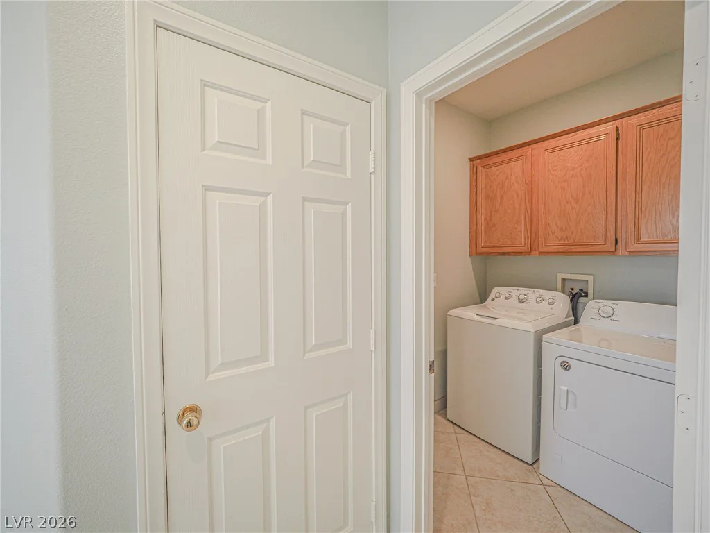 652 Baldurn, Las Vegas, NV 89183