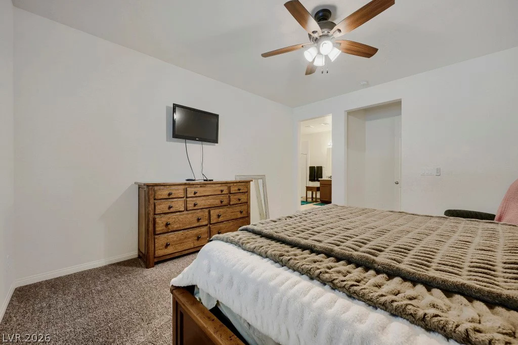 5665 Silver Cascade, Las Vegas, NV 89131