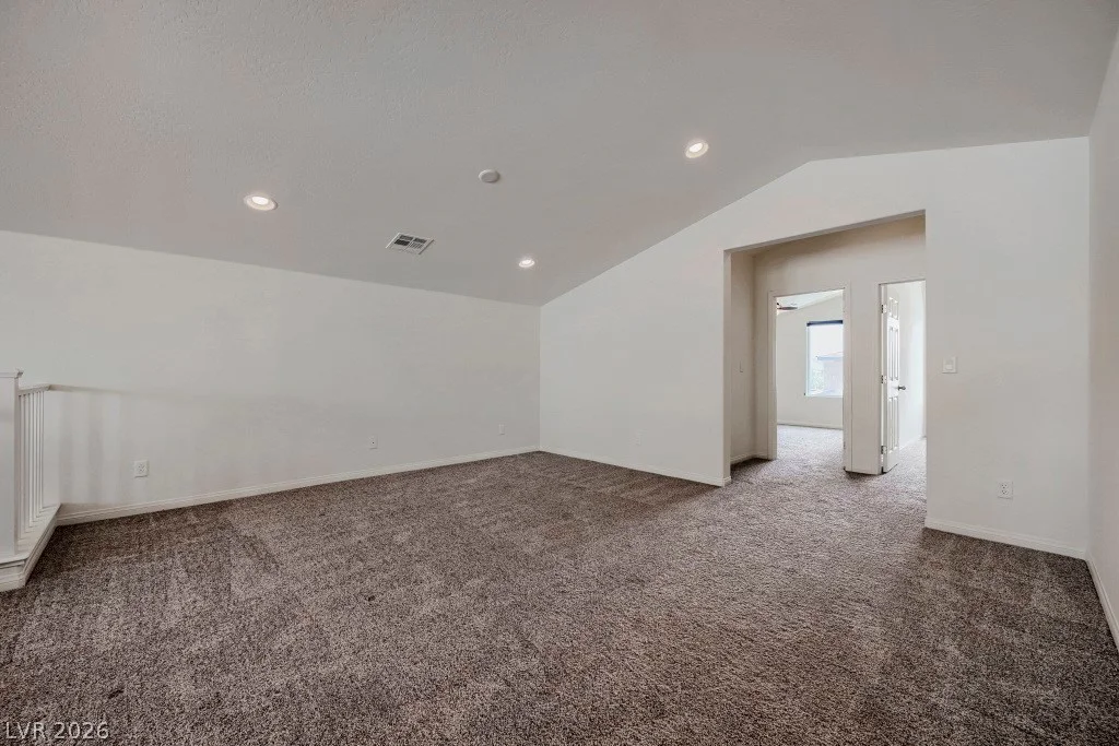 5665 Silver Cascade, Las Vegas, NV 89131
