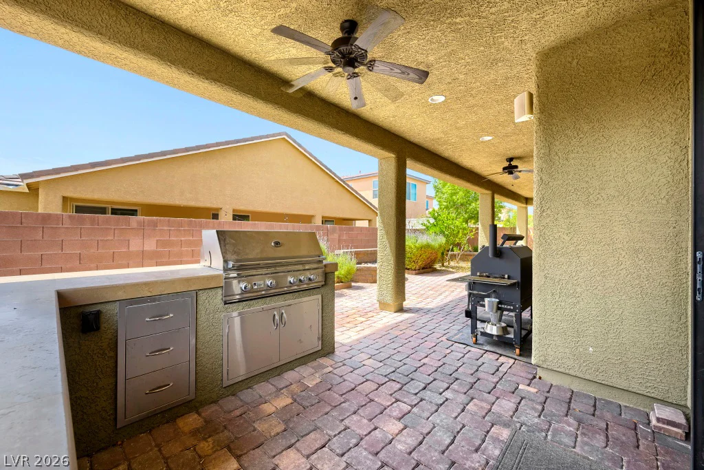 5665 Silver Cascade, Las Vegas, NV 89131