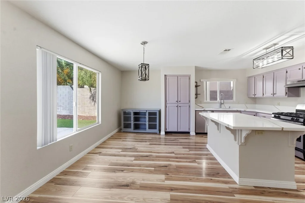8301 Classic Villa, Las Vegas, NV 89128