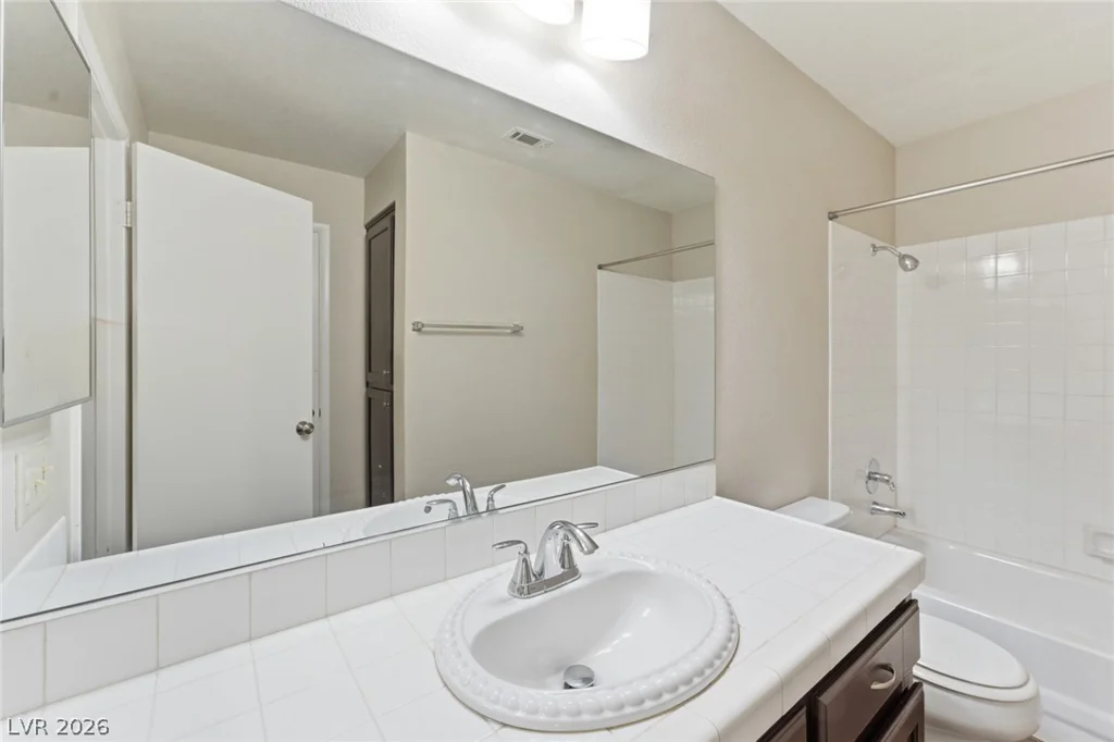 8301 Classic Villa, Las Vegas, NV 89128