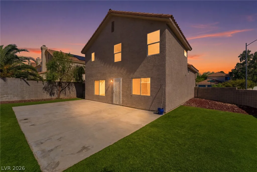 8301 Classic Villa, Las Vegas, NV 89128