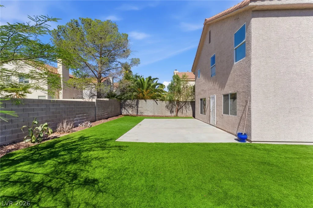 8301 Classic Villa, Las Vegas, NV 89128