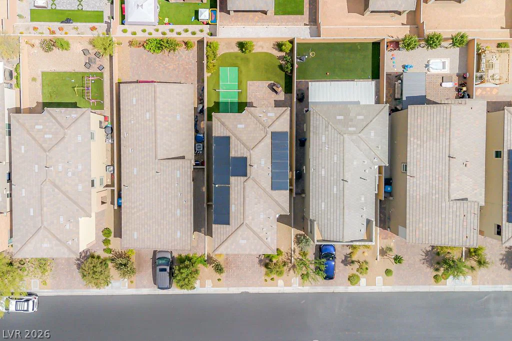 9976 Iron Creek Ave, Las Vegas, NV 89178