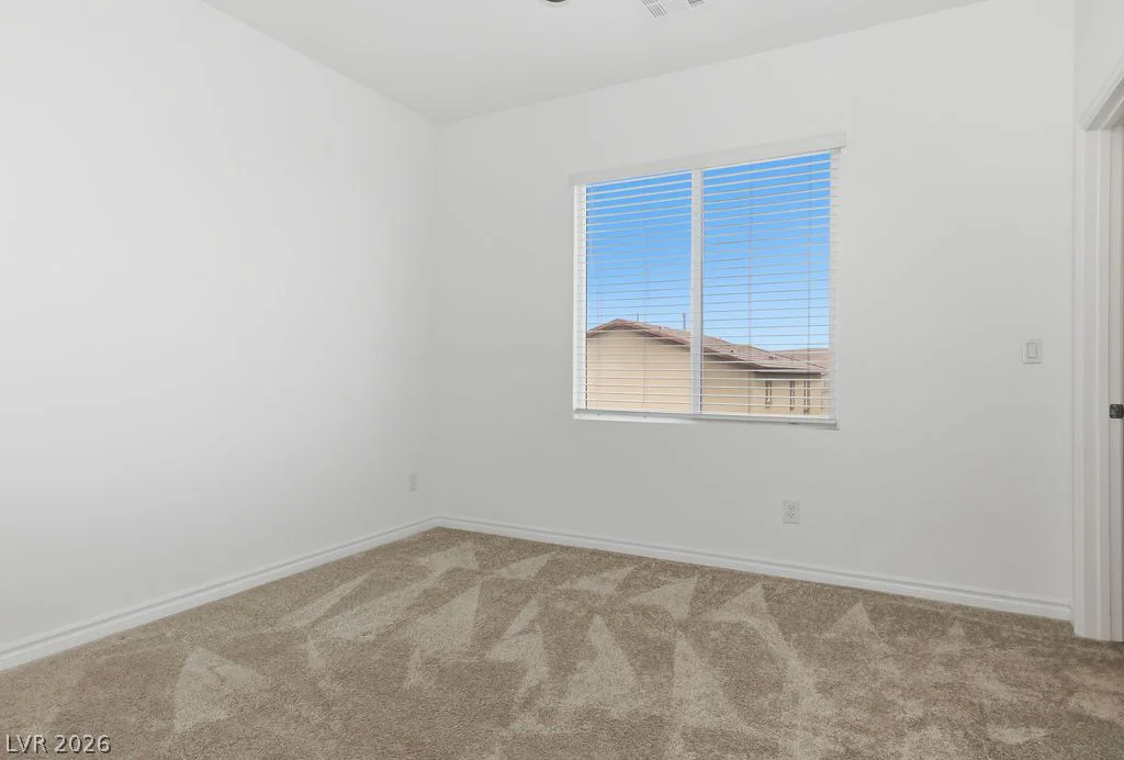 9976 Iron Creek Ave, Las Vegas, NV 89178