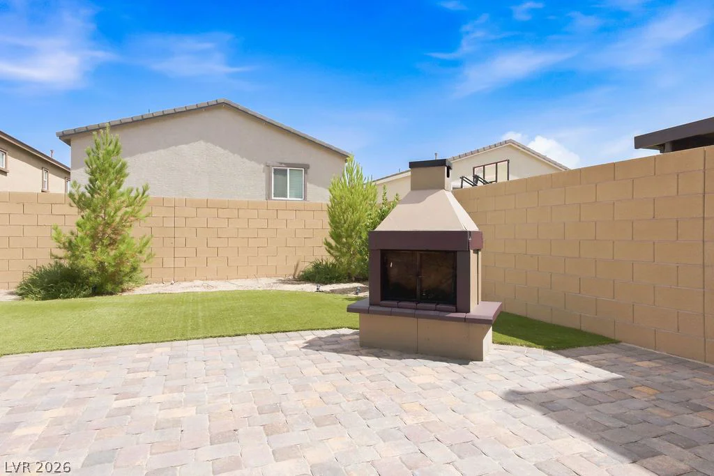 9976 Iron Creek Ave, Las Vegas, NV 89178