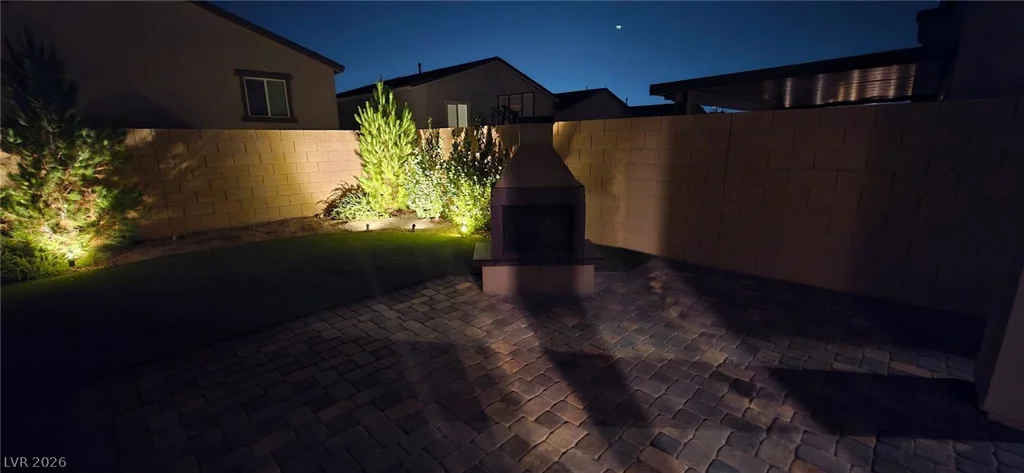9976 Iron Creek, Las Vegas, NV 89178