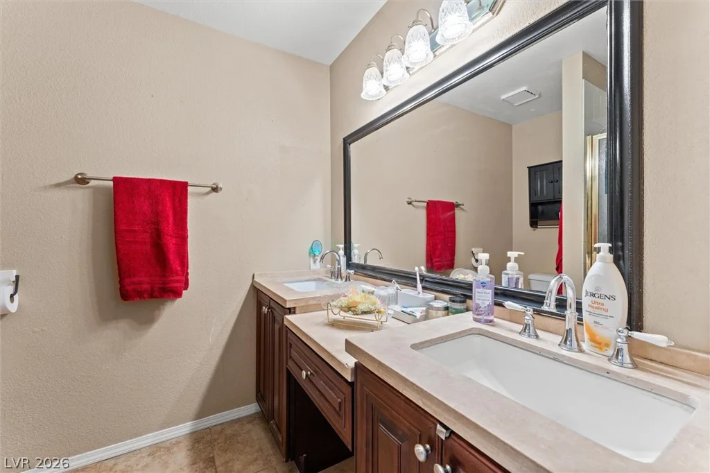 6717 Megan, Las Vegas, NV 89108