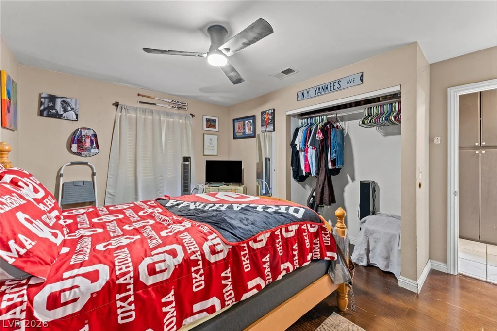 6717 Megan, Las Vegas, NV 89108