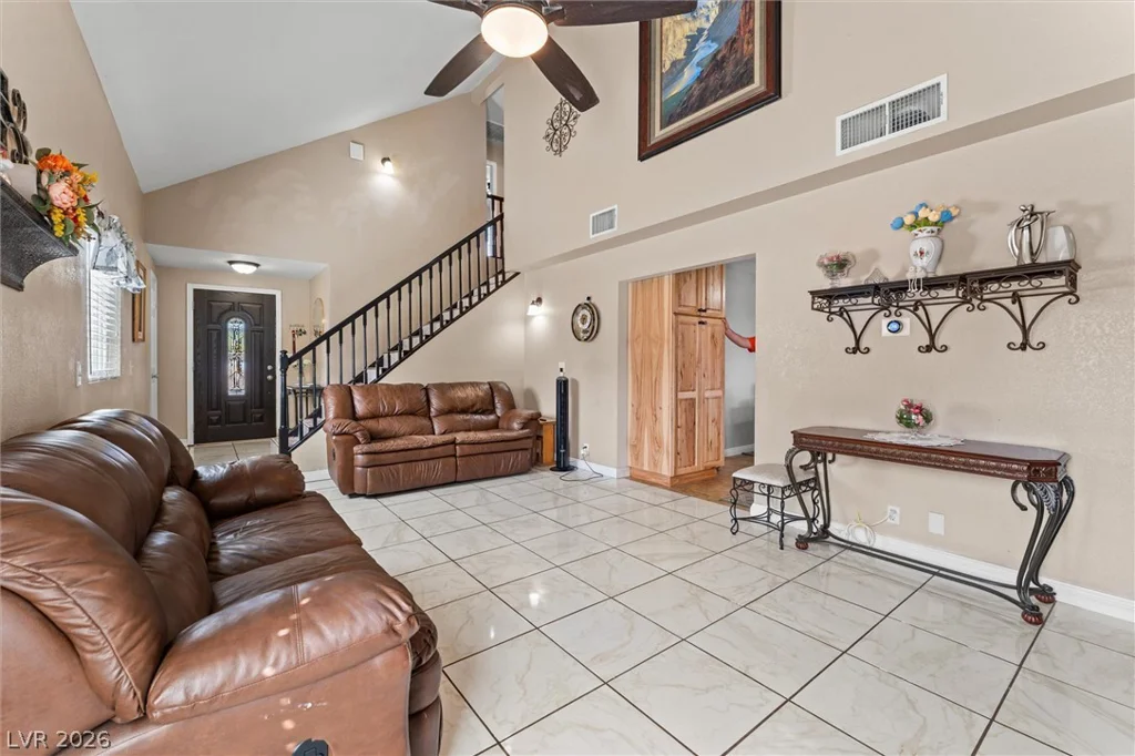 6717 Megan, Las Vegas, NV 89108
