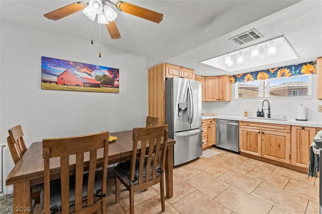 6717 Megan, Las Vegas, NV 89108