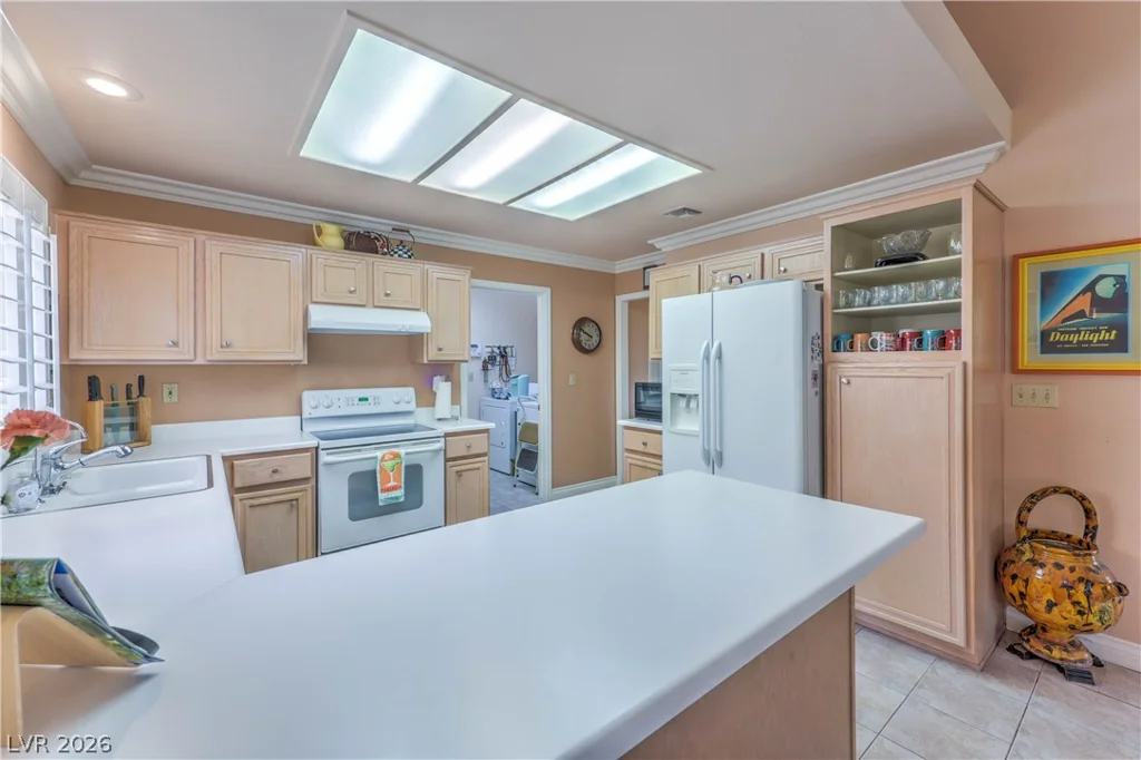 2548 Highvale, Las Vegas, NV 89134
