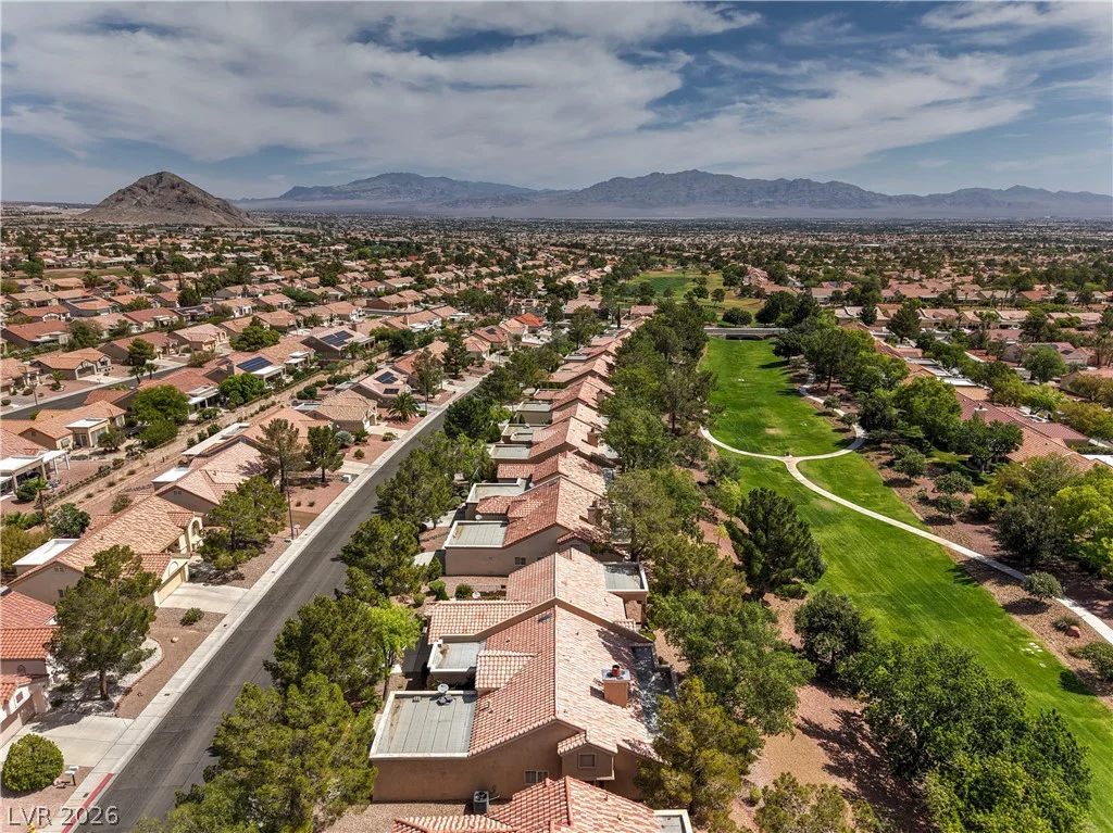 2548 Highvale, Las Vegas, NV 89134