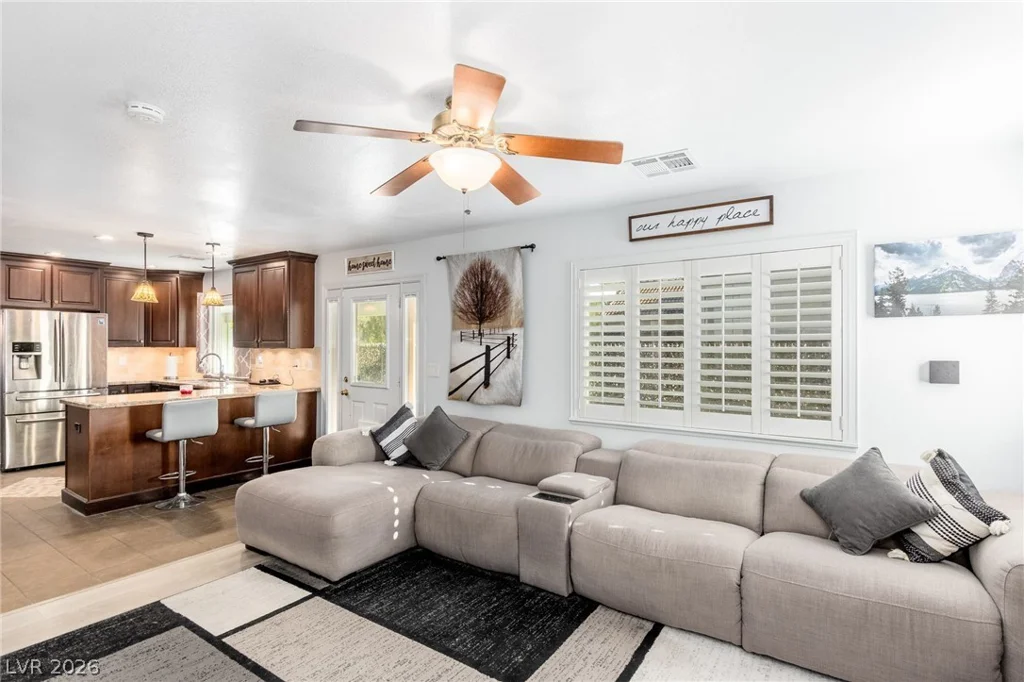 5300 Oakbury, Las Vegas, NV 89130
