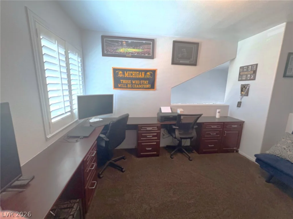 5300 Oakbury, Las Vegas, NV 89130