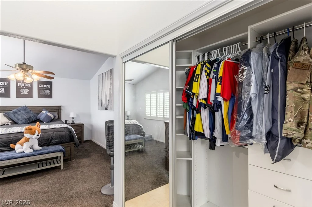 5300 Oakbury, Las Vegas, NV 89130