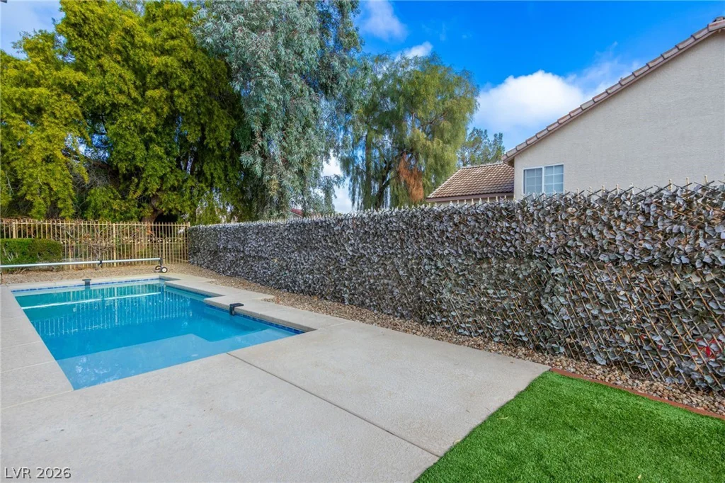 5300 Oakbury, Las Vegas, NV 89130