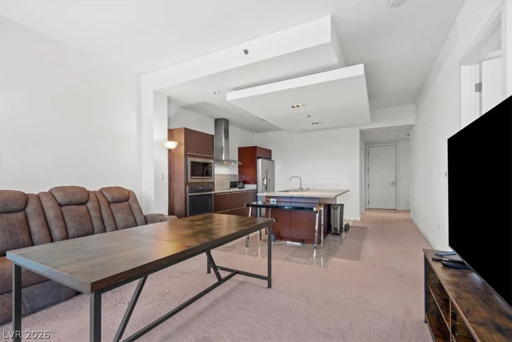 4471 Dean Martin, Las Vegas, NV 89103