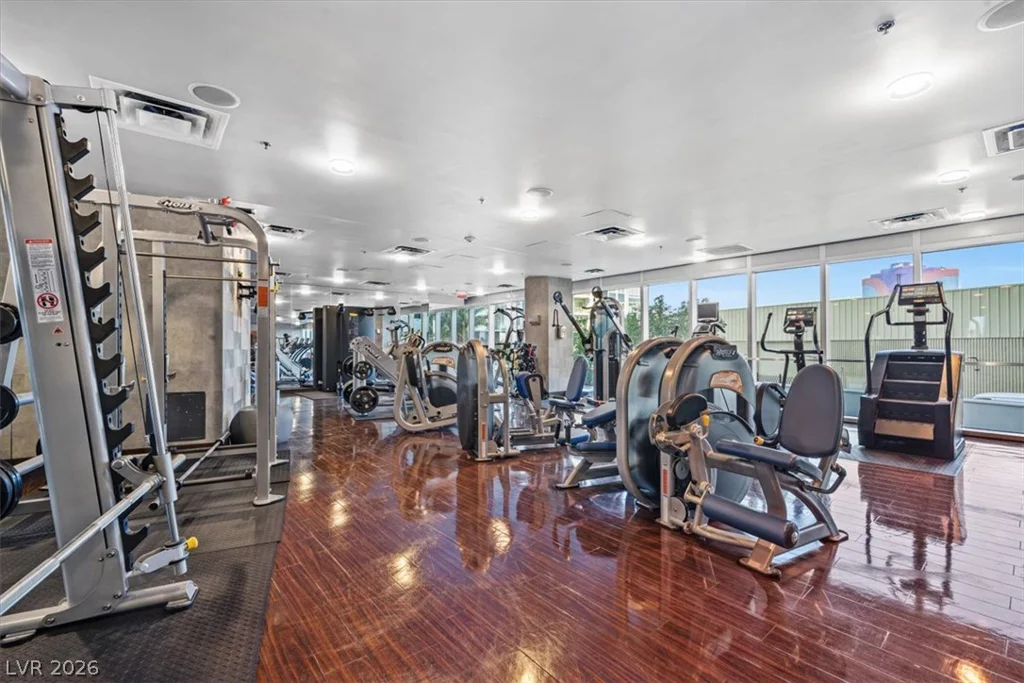 4471 Dean Martin, Las Vegas, NV 89103
