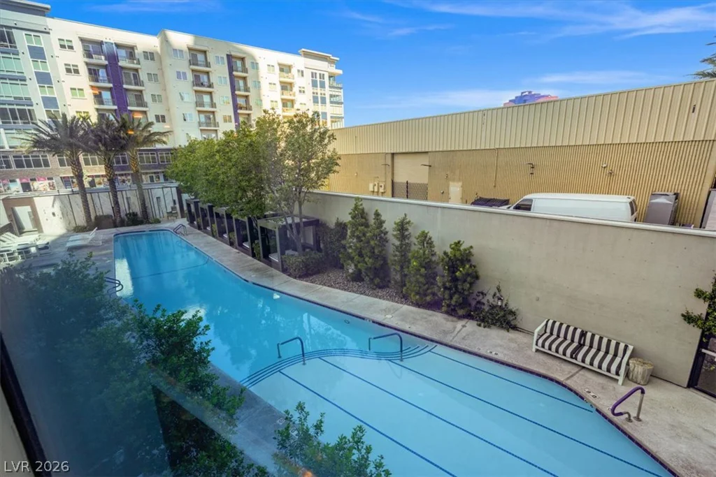 4471 Dean Martin, Las Vegas, NV 89103