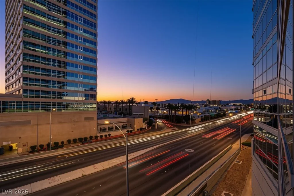 4471 Dean Martin, Las Vegas, NV 89103