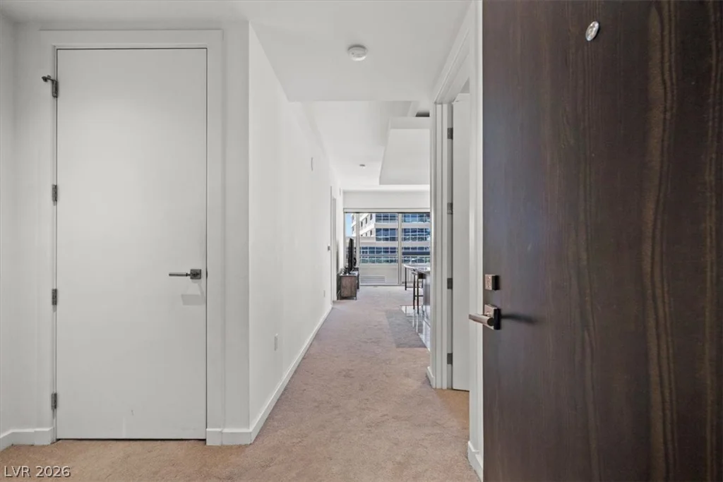 4471 Dean Martin, Las Vegas, NV 89103