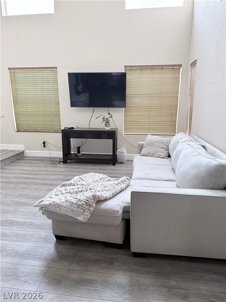 425 Cherry Meadows, Las Vegas, NV 89145
