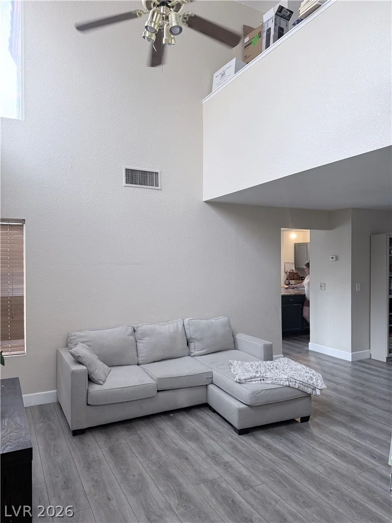 425 Cherry Meadows, Las Vegas, NV 89145