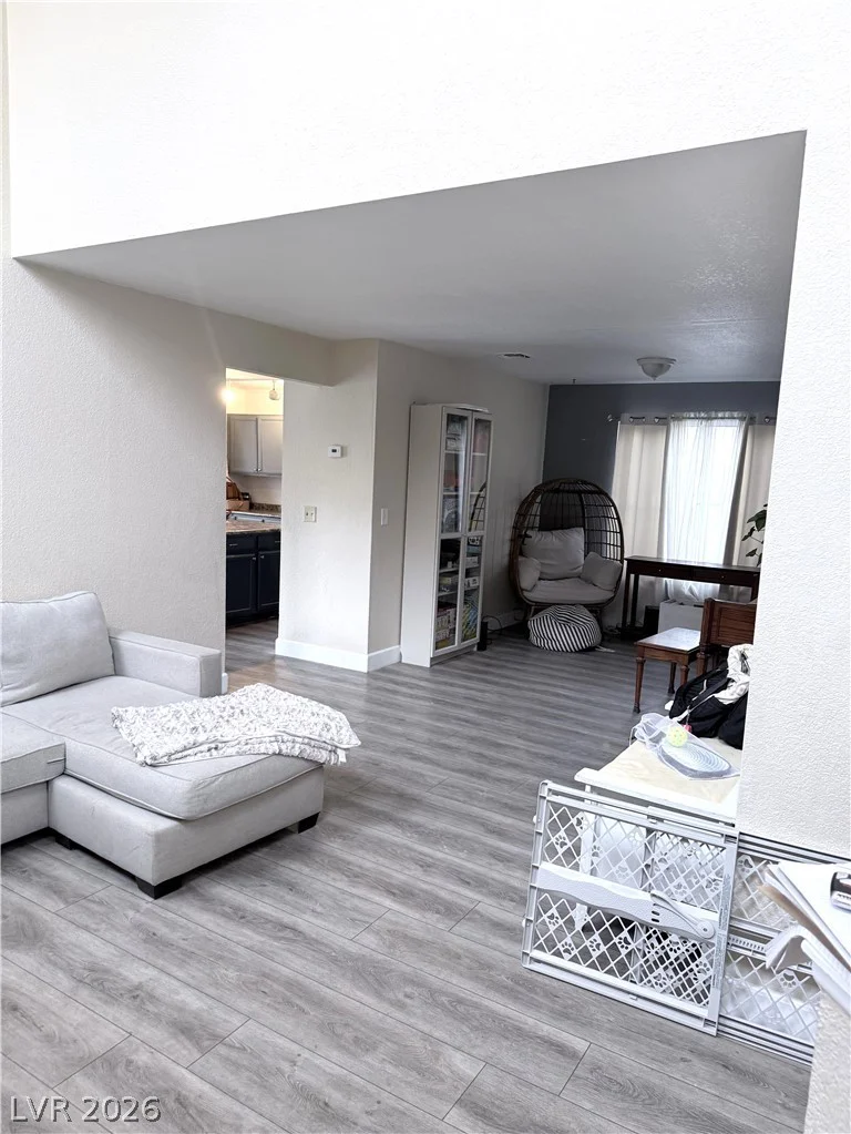 425 Cherry Meadows, Las Vegas, NV 89145
