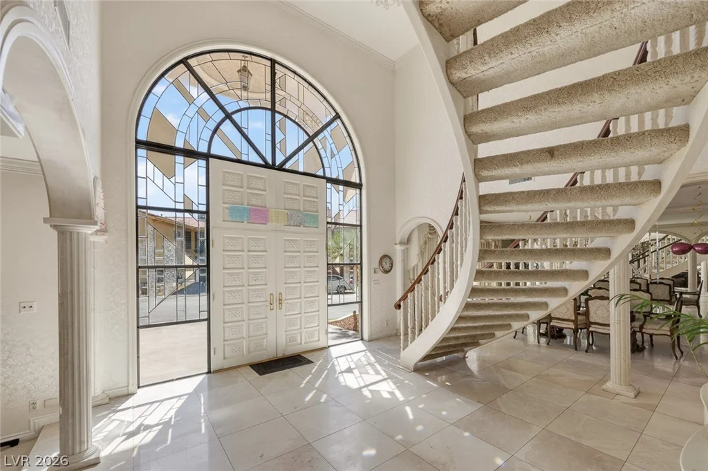 2834 QUEENS COURTYARD, Las Vegas, NV 89109
