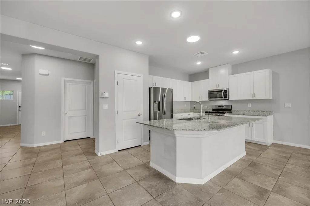 8352 Gold River, Las Vegas, NV 89113