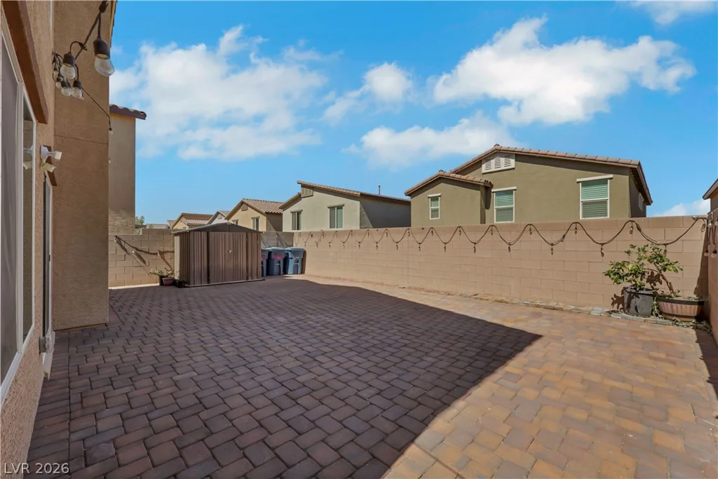 8352 Gold River, Las Vegas, NV 89113