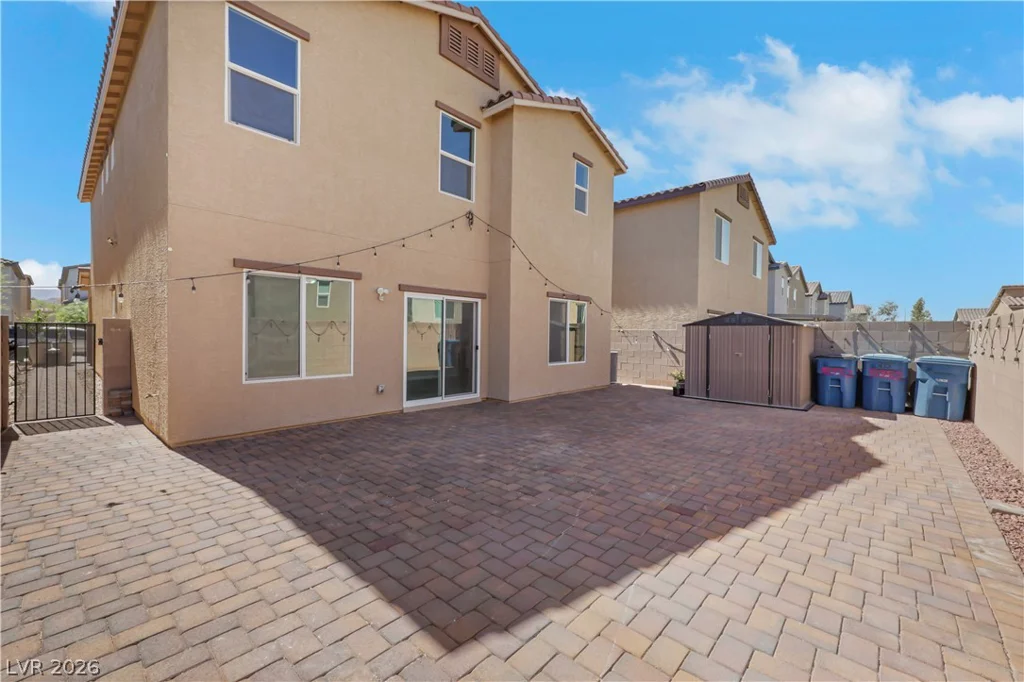 8352 Gold River, Las Vegas, NV 89113