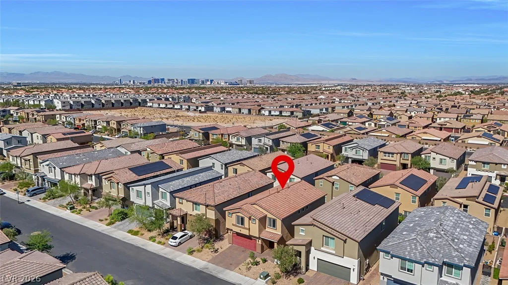 8352 Gold River, Las Vegas, NV 89113